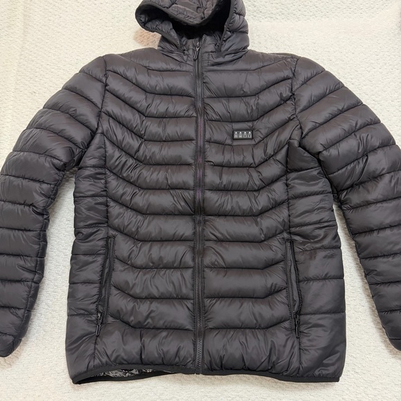 Toasty Body Heated Puffer Jacket with Power Bank Size XL - Picture 3 of 10